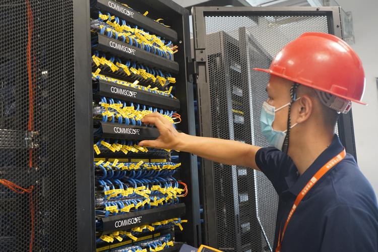 欣荣泰 专注成都弱电工程的专业服务商