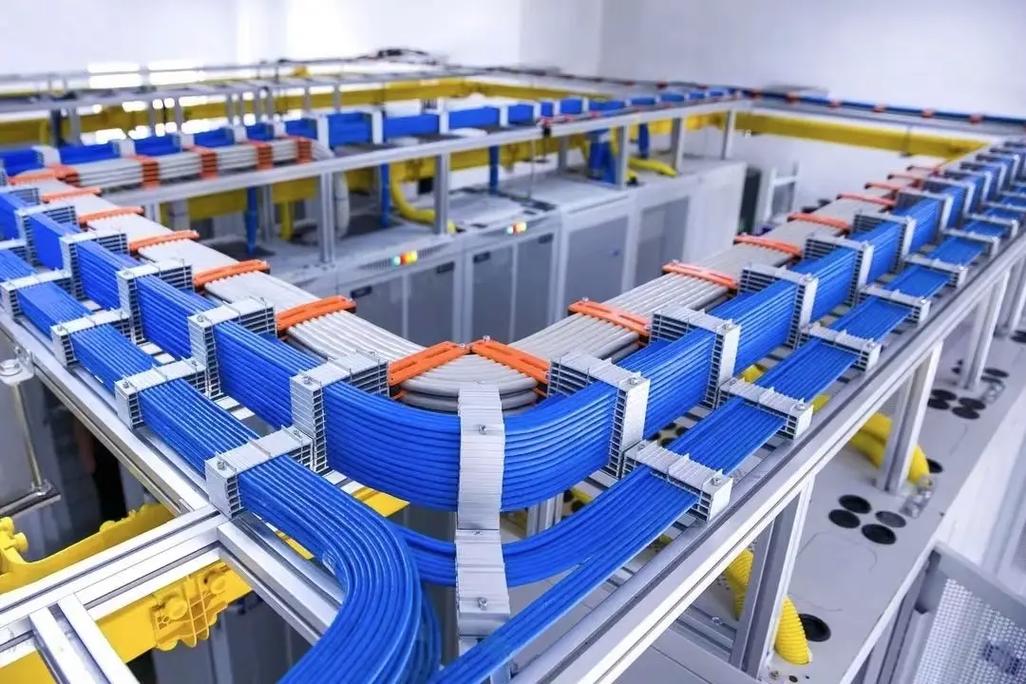 智能化弱电工程 驱动现代机房、自动化生产线与综合布线的核心技术