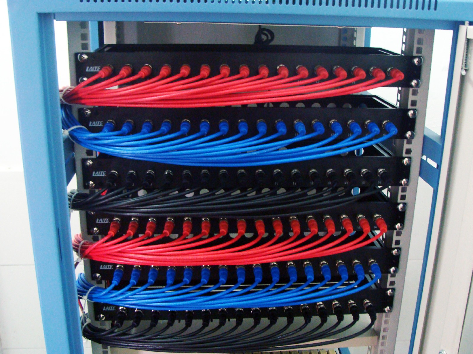 成都专业承接摄像头、弱电工程与网络布线解决方案